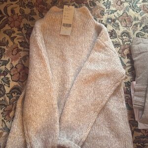 NWT Sweaty Betty oatmeal sweater XXS